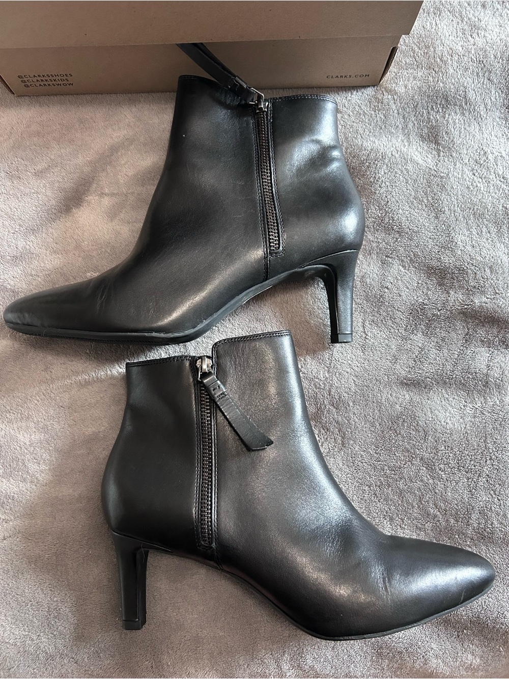 Clarks Calla Blossom Ankle Boots - Picture 4 of 7